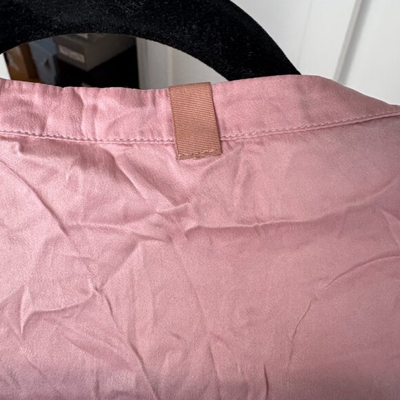 Lunya Washable Silk T-Shirt Delicate Pink Round Neck Short Sleeves - Picture 7 of 7